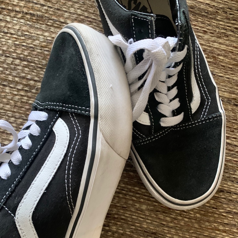BLACK PLATFORM VANS